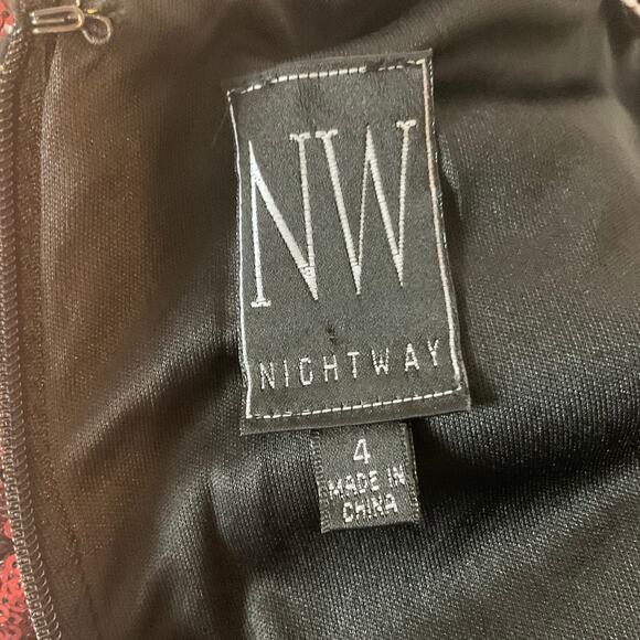 Nightway Sequined Sleeveless Long A-Line Evening Gown red Size 4 Formal Dress - Picture 7 of 9